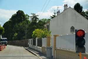 HEADING SOUTH FROM PARIS(020)